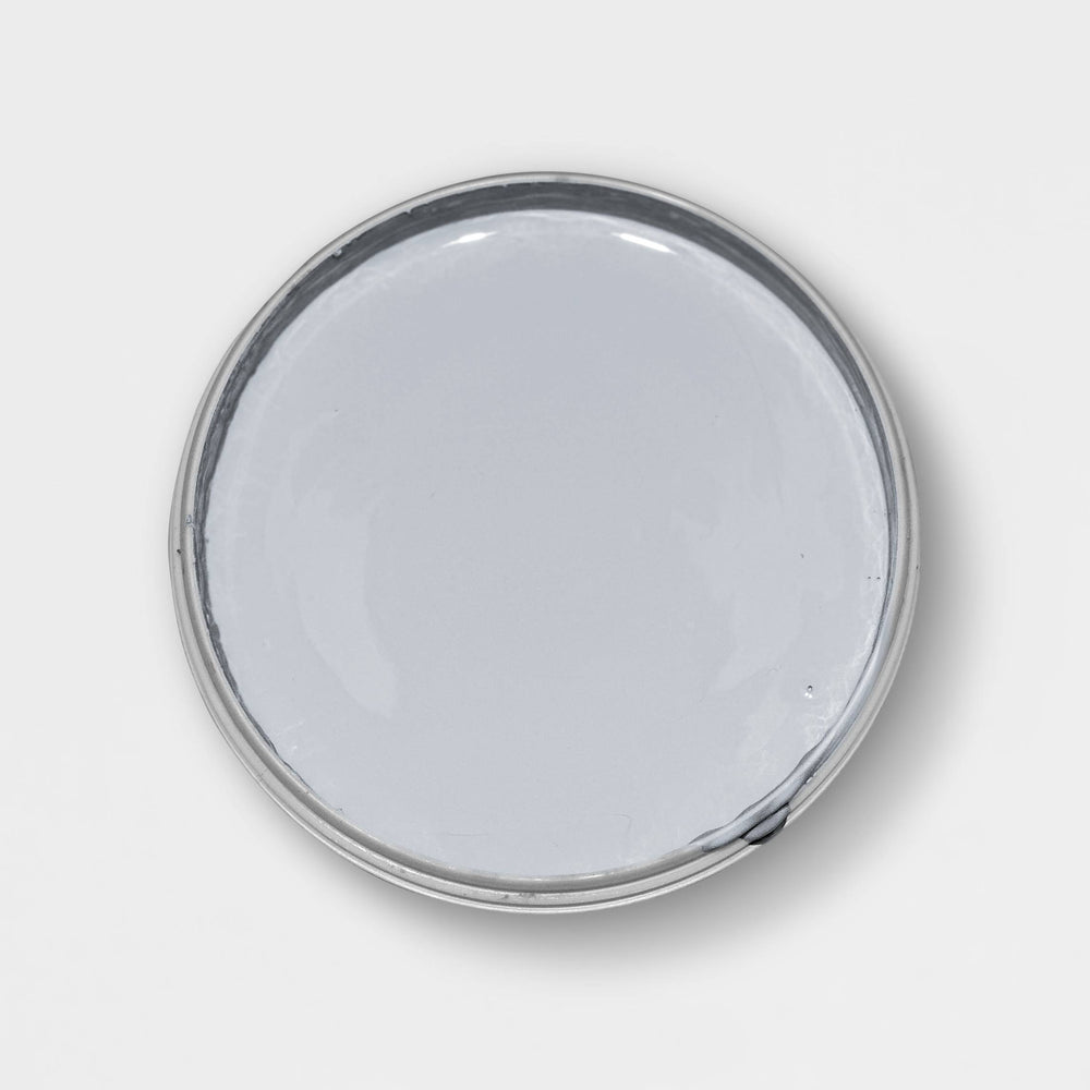 Blick in die geöffnete Yellowchair Kreidefarbe Dose Nr. 113