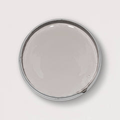 Blick in die geöffnete Yellowchair Kreidefarbe Dose Nr. 34