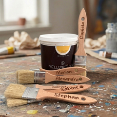 Pinsel mit individueller Beschriftung (maximal 12 Buchstaben)