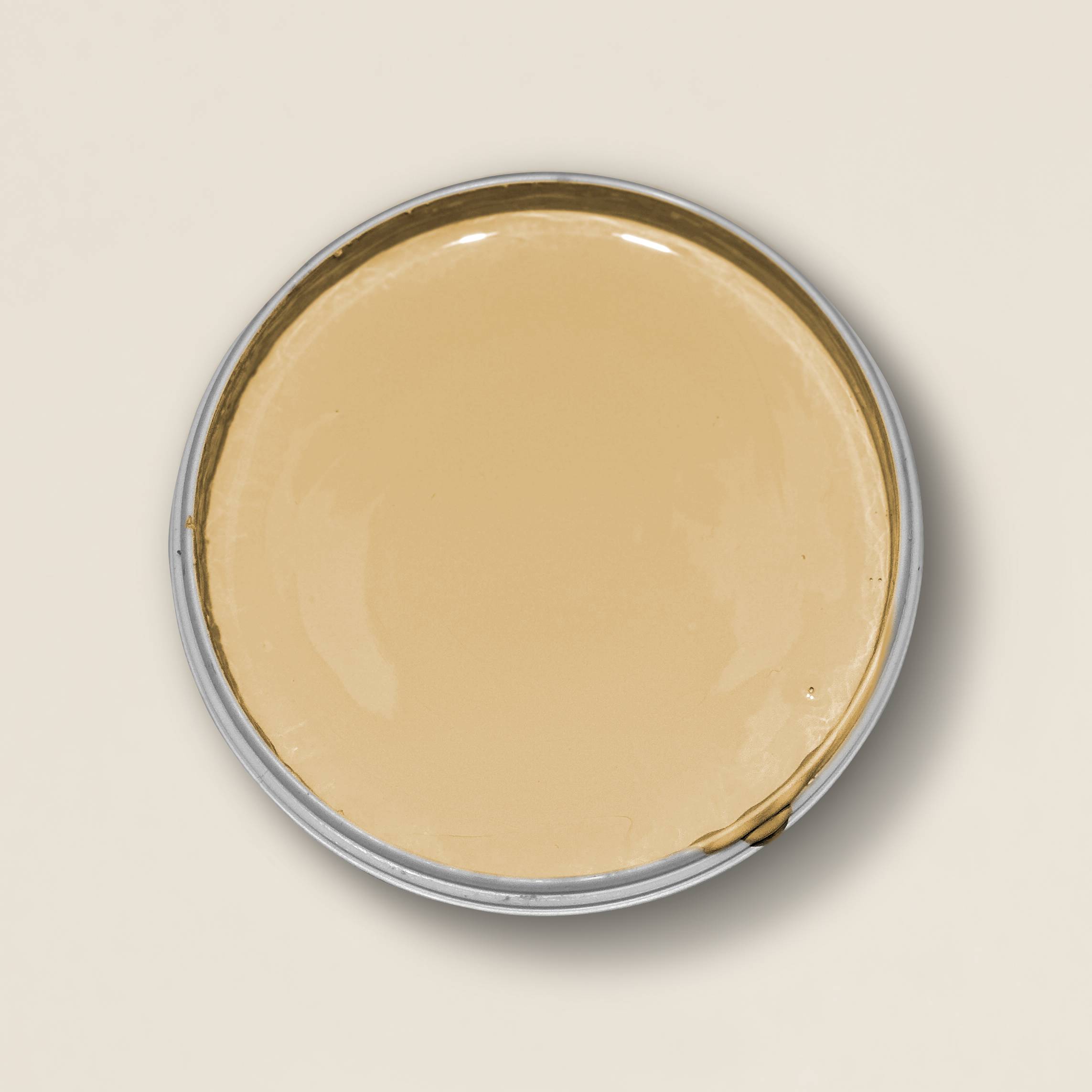 Blick in die geöffnete Yellowchair Kreidefarbe Dose Nr. 17