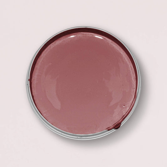 Blick in die geöffnete Yellowchair Kreidefarbe Dose Nr. 245