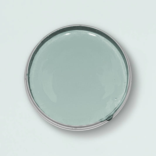 Blick in die geöffnete Yellowchair Kreidefarbe Dose Nr. 372 B