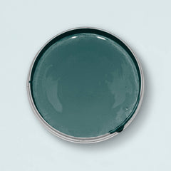 Blick in die geöffnete Yellowchair Kreidefarbe Dose Nr. 380 B