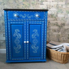 peinture à la craie yellowchair no. 2 / deux / bleu