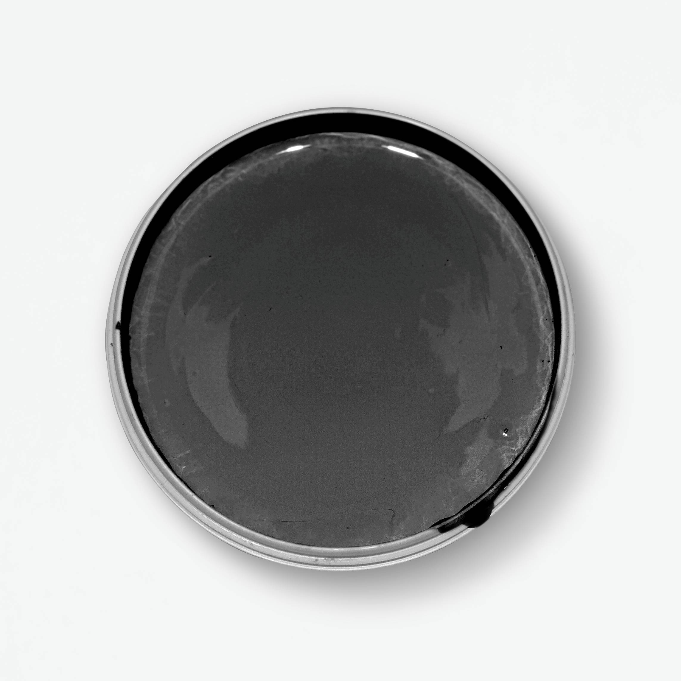 Blick in die geöffnete Yellowchair Kreidefarbe Dose Nr. 55 Schwarz