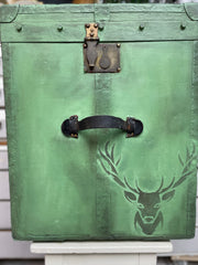 Atelier "Concevoir des meubles avec de la peinture à la craie jaune et de la cire" à Riegel